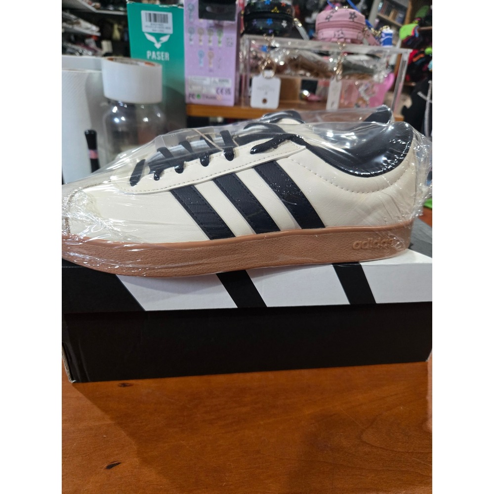 Adidas VL Court Base Wonder White Core Black Gum Sneakers JR6912 Womens Size 9